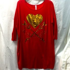 Posh boutique over size top new ladies sz m